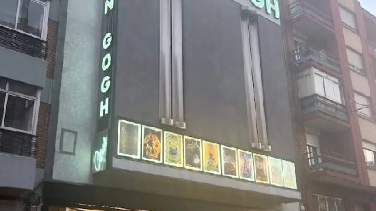 Cines Van Gogh Le&oacute;n (1)