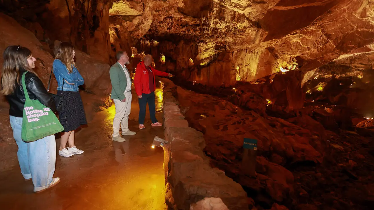 Se cumplen 60 a&ntilde;os de la apertura al p&uacute;blico de las Cuevas de Valporquero (Le&oacute;n)