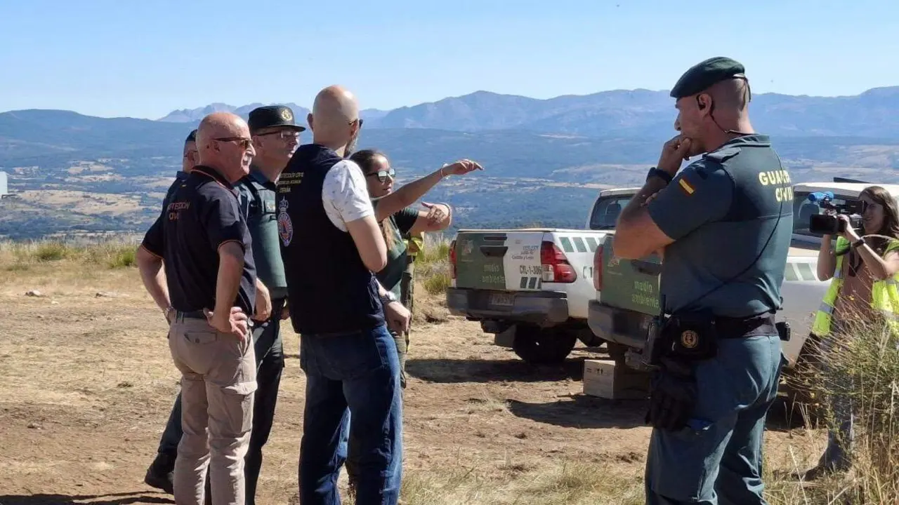 El subdelegado del Gobierno en Le&oacute;n visita el incendio de Murias de Ponjos