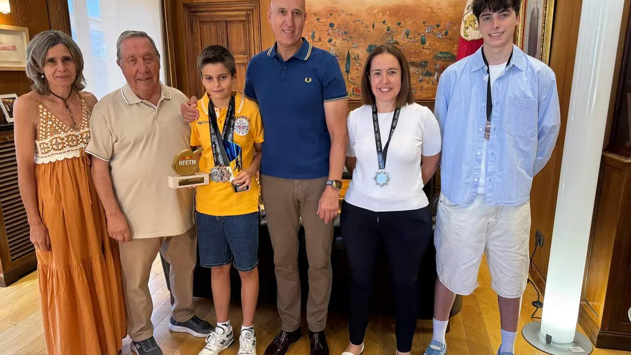 Recepci&oacute;n medallistas Atl&eacute;tico Le&oacute;n Tenis de Mesa