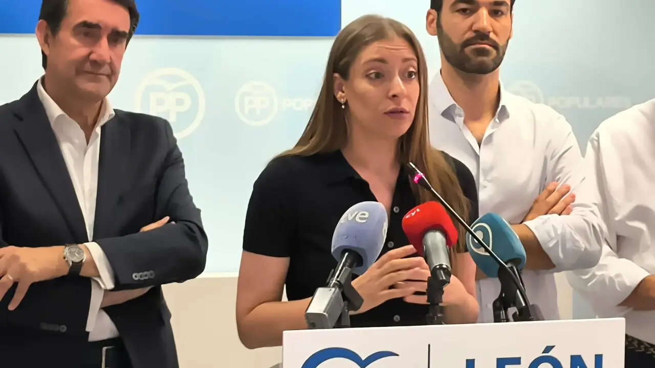 Presentaci&oacute;n de David Fern&aacute;ndez a la Alcald&iacute;a de Le&oacute;n por el PP. Le&oacute;n24horas (2)