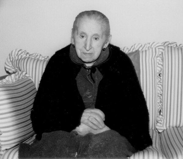 Amelia Lobón, madre de Antonio Gamoneda.