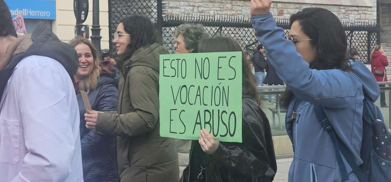Manifestación Médicos en León - L24H