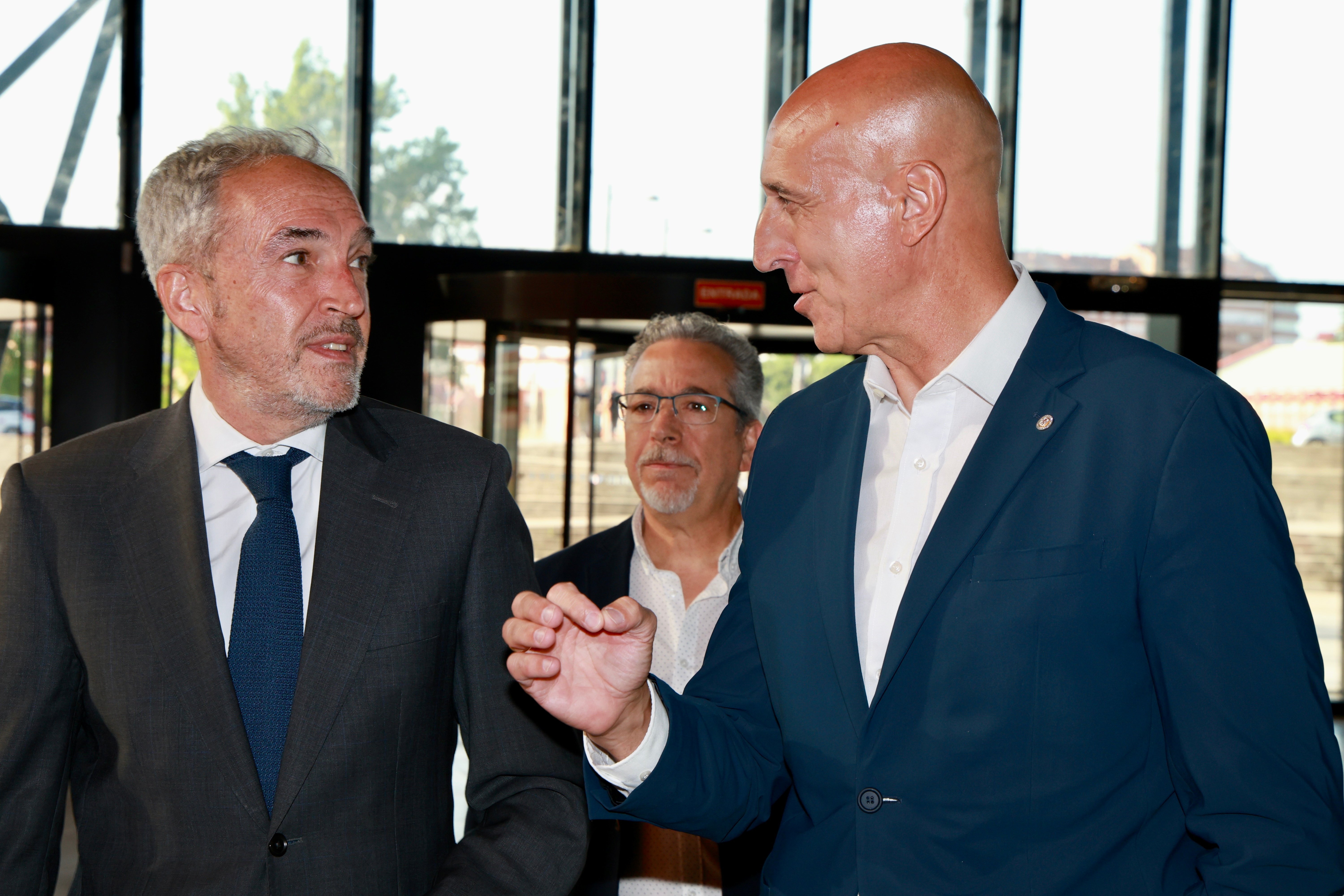 El consejero de Cultura, Turismo y Deporte de la Junta, Alberto Díaz Pico, participa en la II Gala de Hostelería y Turismo de Castilla y León, bajo el lema ‘La sostenibilidad social del sector’