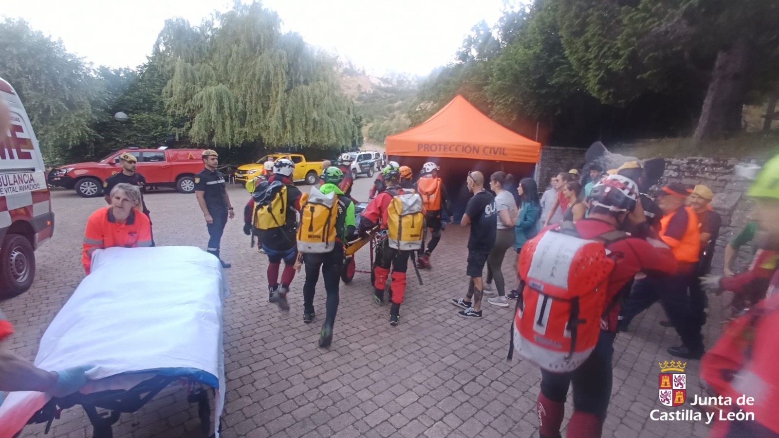 Rescate Cueva de Valporquero (5)