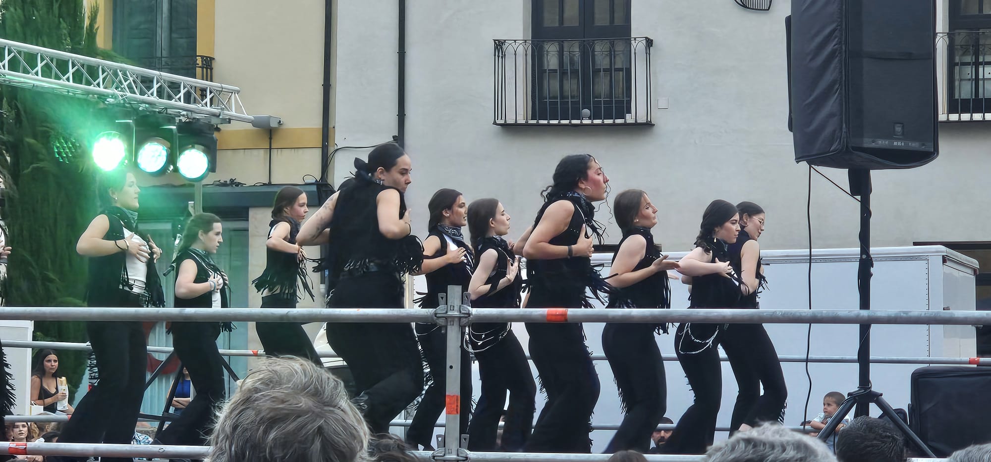 Emotion Dance (1)