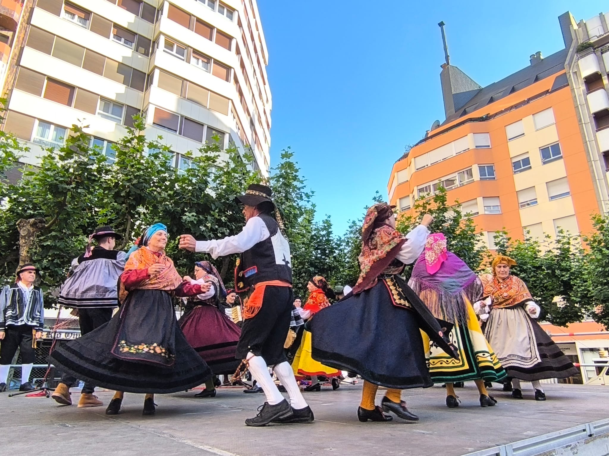 Bailes regionales Andadura  (4)