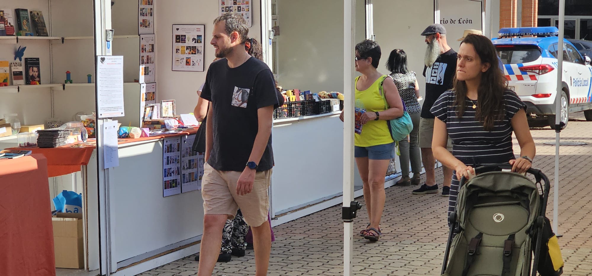 Feria del Libro de La Bañeza . Leon24Horas 3