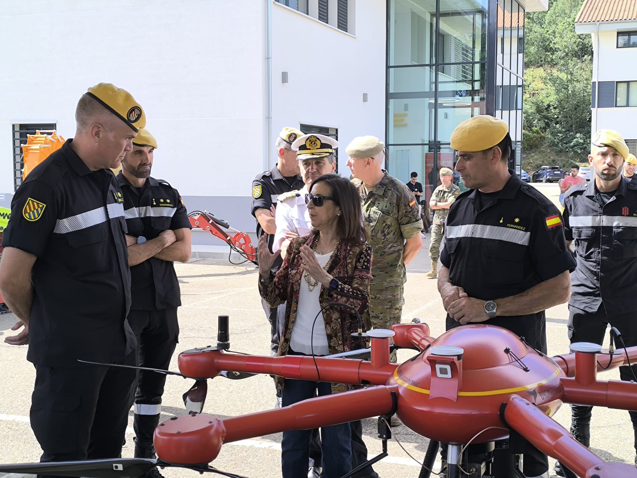 UDRUME Drones de la UME León. Visita de la ministra de Defenda, Margarita Robles (4)