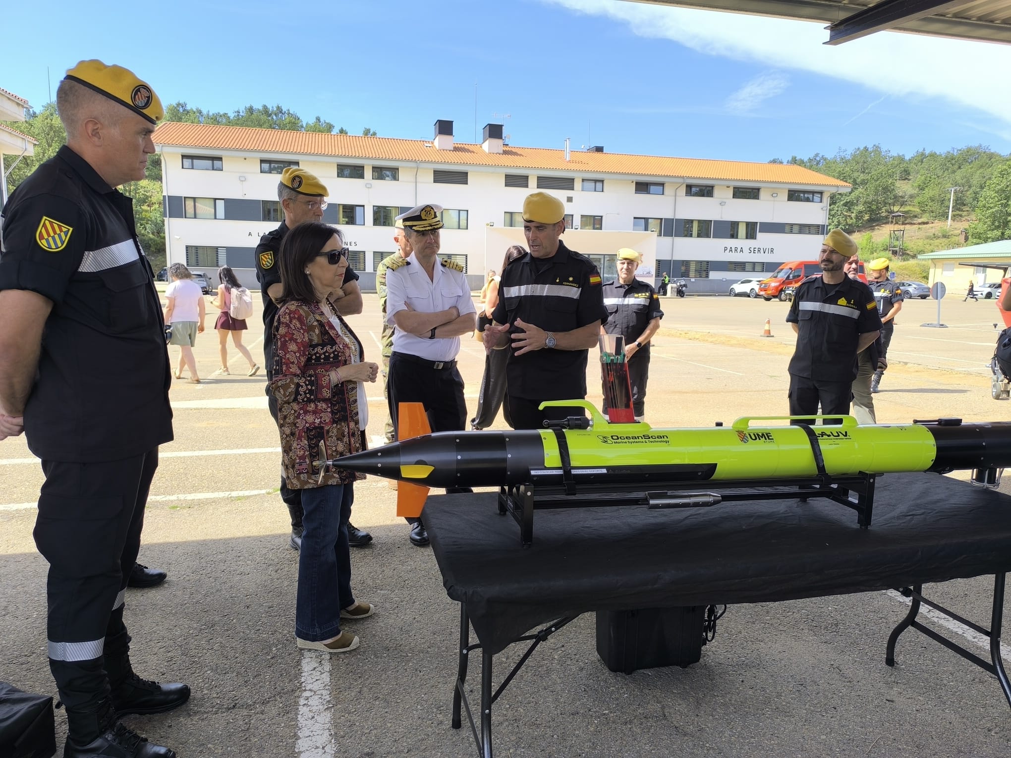 UDRUME Drones de la UME León. Visita de la ministra de Defenda, Margarita Robles (6)
