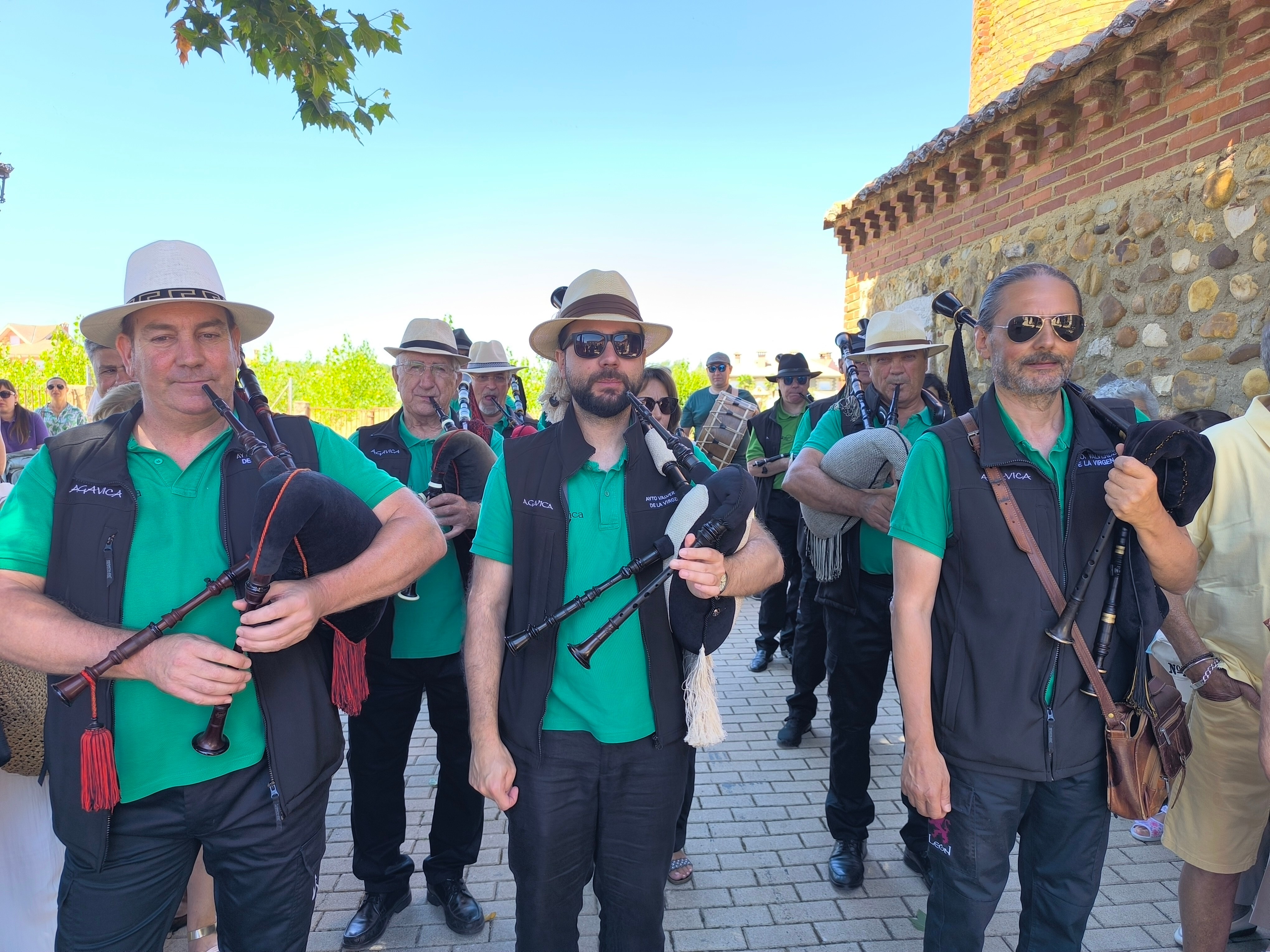 Fiestas de Sariegos. Pendonada y procesión. León24horas