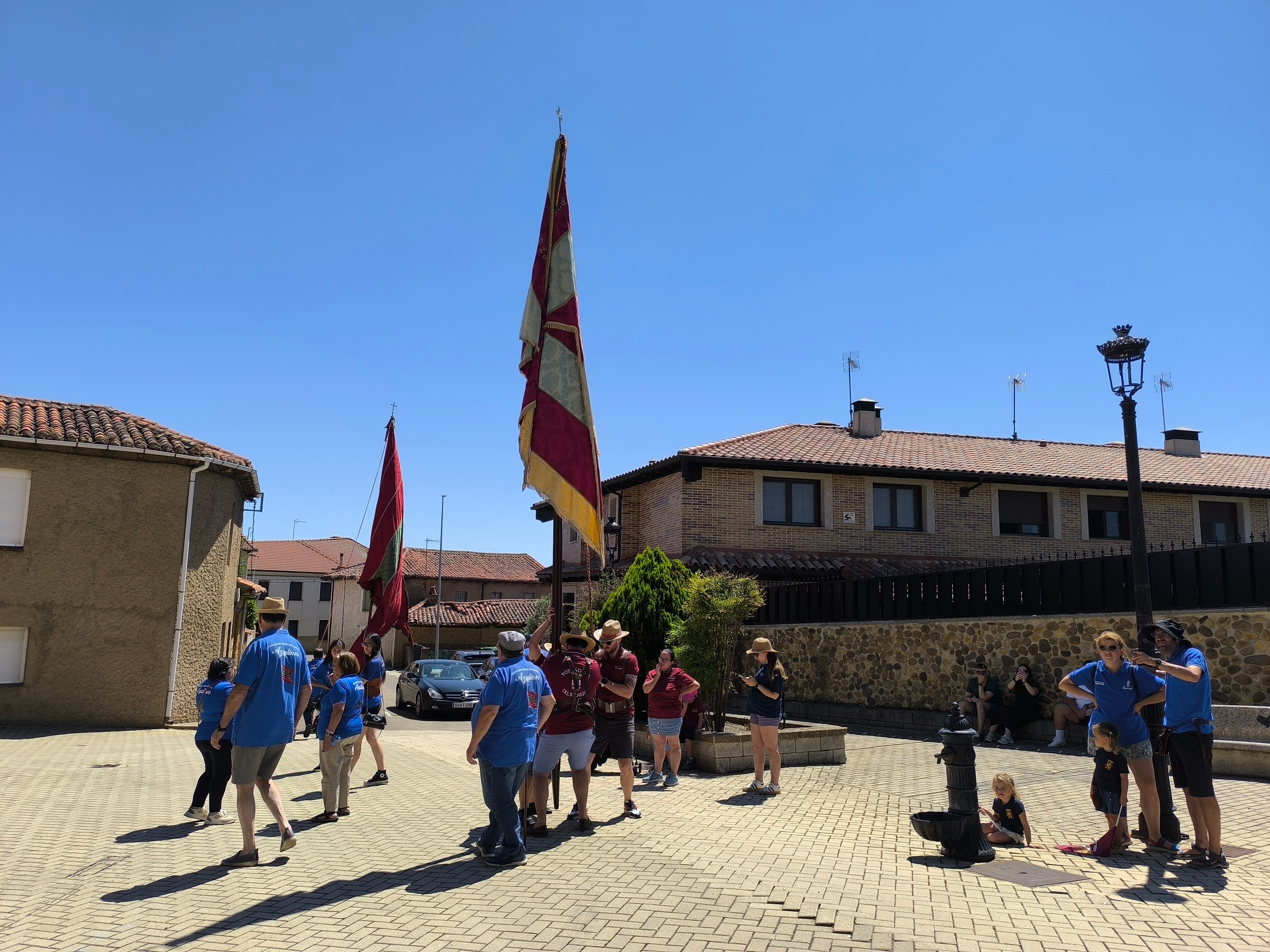 Fiestas de Sariegos. Pendonada y procesión. León24horas