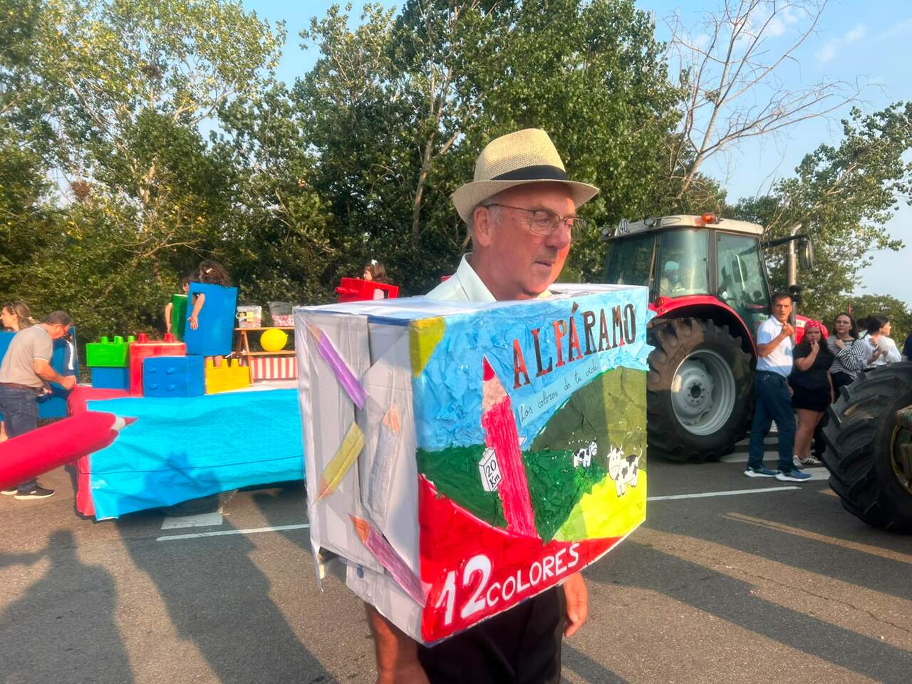 Carrozas y disfraces de Villadangos del Páramo por Santiago Apóstol 2026 (13)