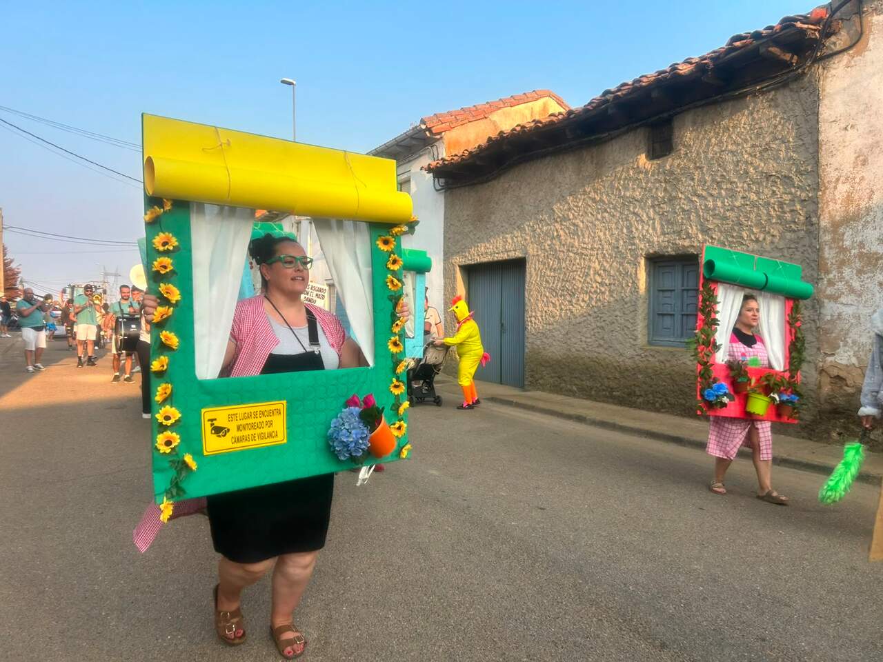 Carrozas y disfraces de Villadangos del Páramo por Santiago Apóstol 2026 (5)